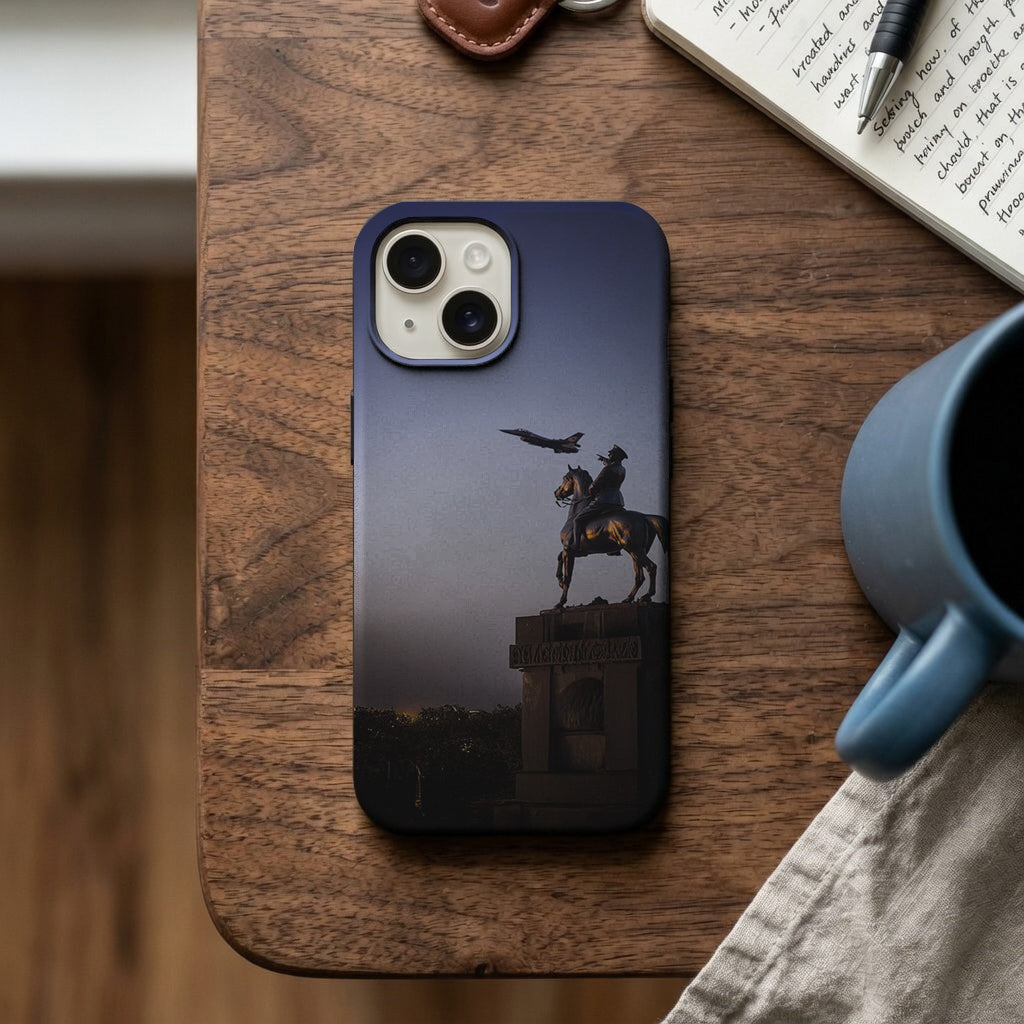 Atlı Heykel ve Uçan Kuş Telefon Kılıfı K649