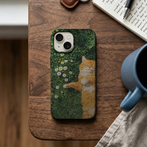 Çimende Uzanmış Kedi Telefon Kılıfı K455