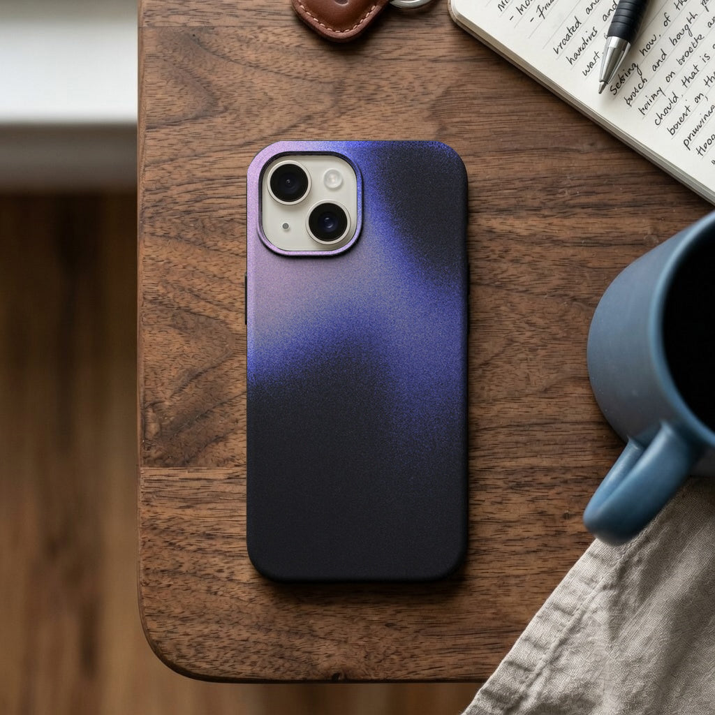 Mor Işıklı Siyah Minimal Telefon Kılıfı K623